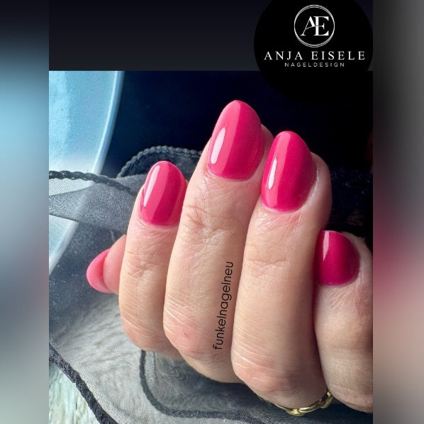 Luxury UV Nagellack A17 Wild Fuchsia
