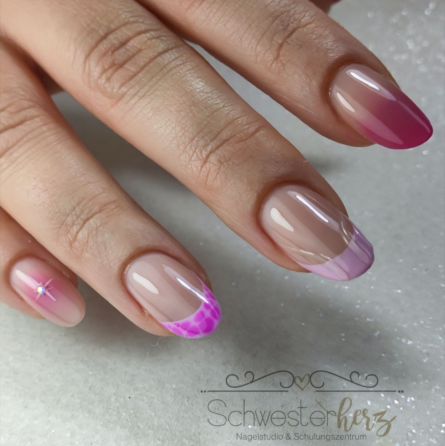 Deluxe UV Painting Gel 5ml B587 Ruby