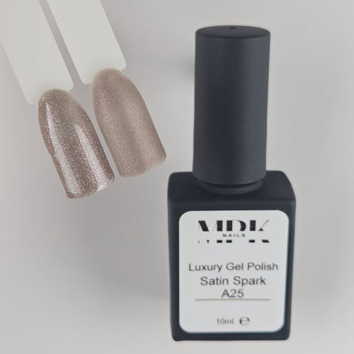 Bild 1 in Galerieansicht laden. Luxury UV Nagellack A25 Satin Spark