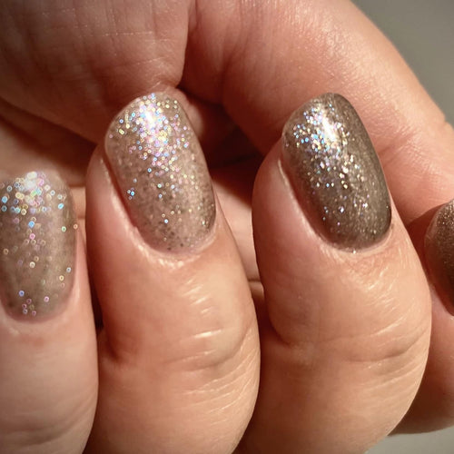 Bild 1 in Galerieansicht laden. UV Nagellack 44 Magic Silver