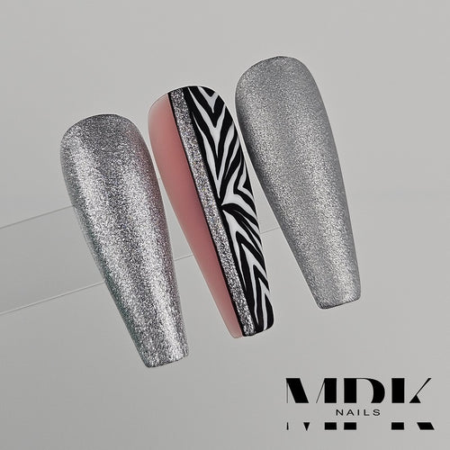 Bild 1 in Galerieansicht laden. Deluxe UV Painting Gel 5ml 994 Van Silver