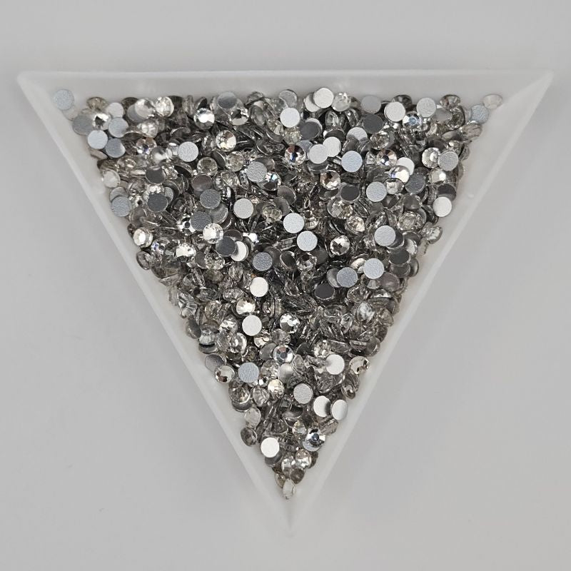 1400x Luminous Stars Strass Magnifico 2,8mm + Schale